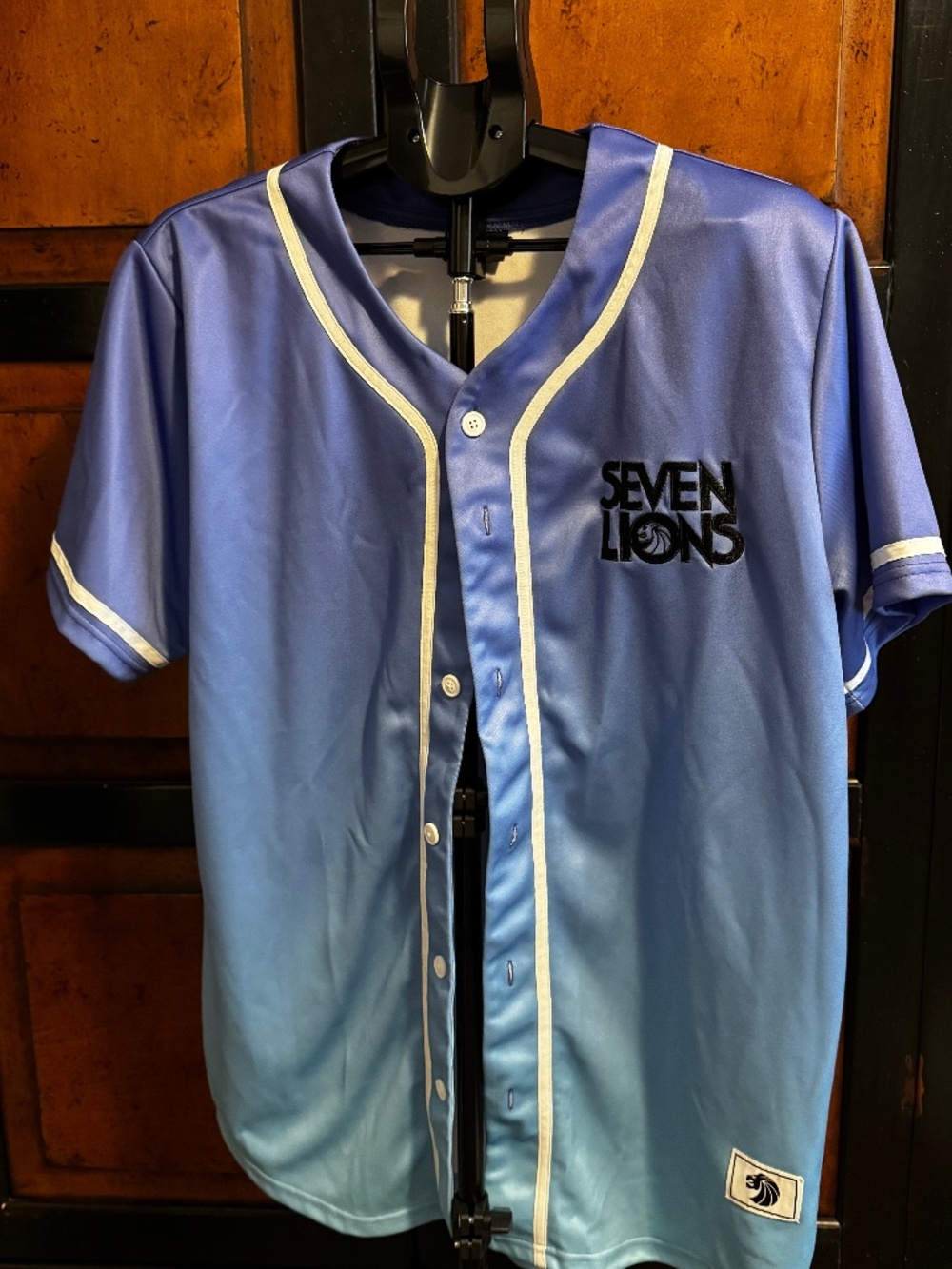 Seven Lions Jersey Size L
